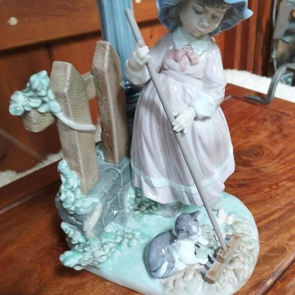 Lladro Fall Clean Up 5286 Large figurine Retired - Picture 6 of 10